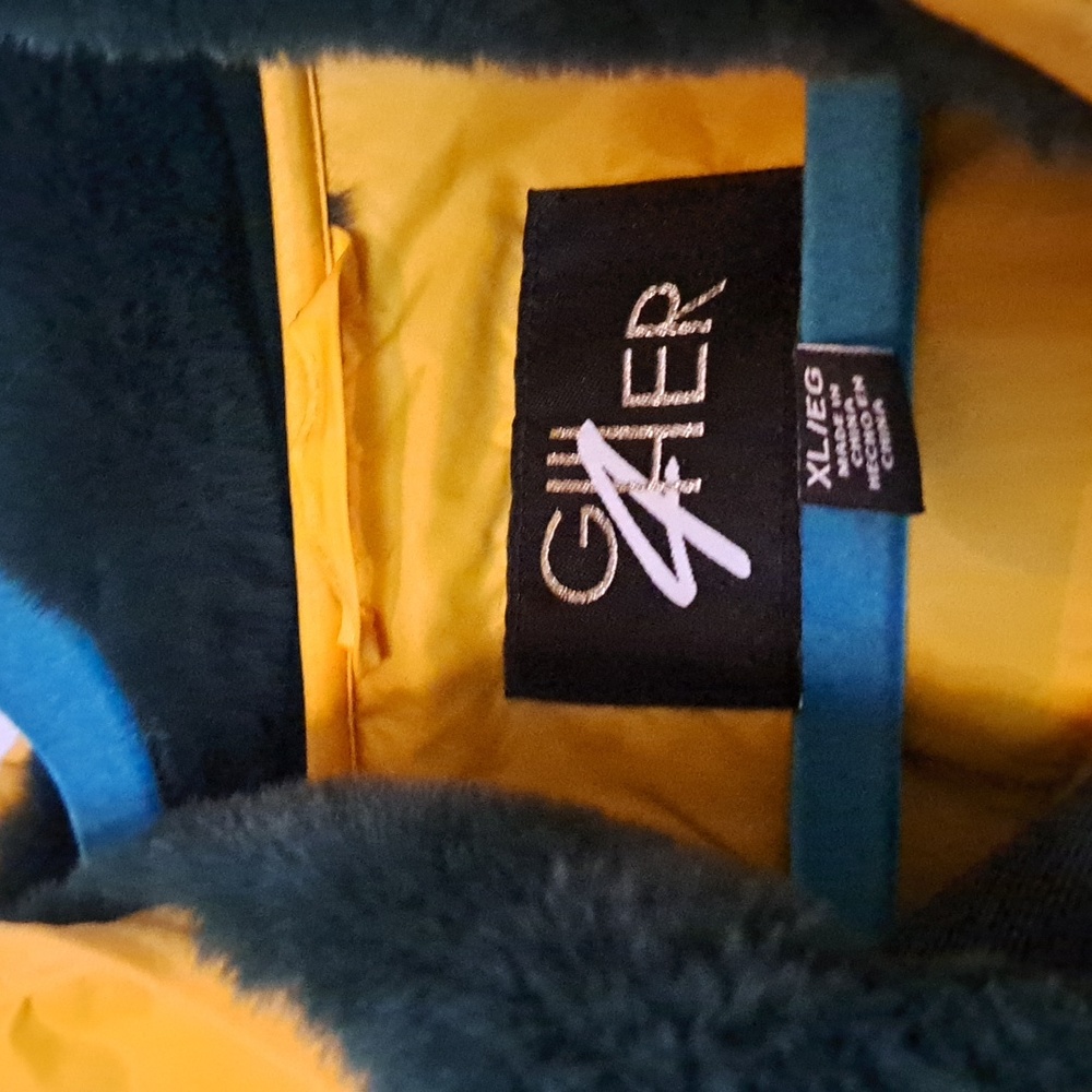 Fuzzy Packers Jacket - Picture 4 of 7